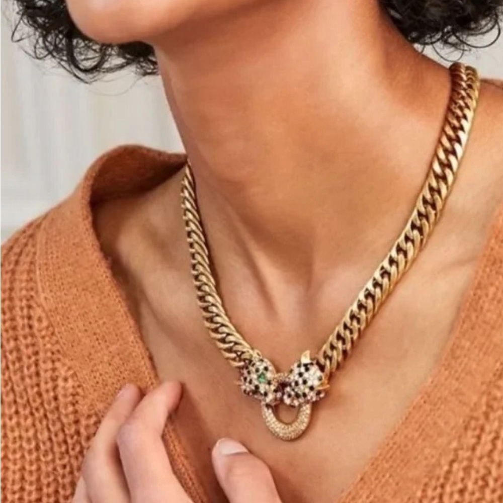Stella & Dot Jaguar Pendant Necklace